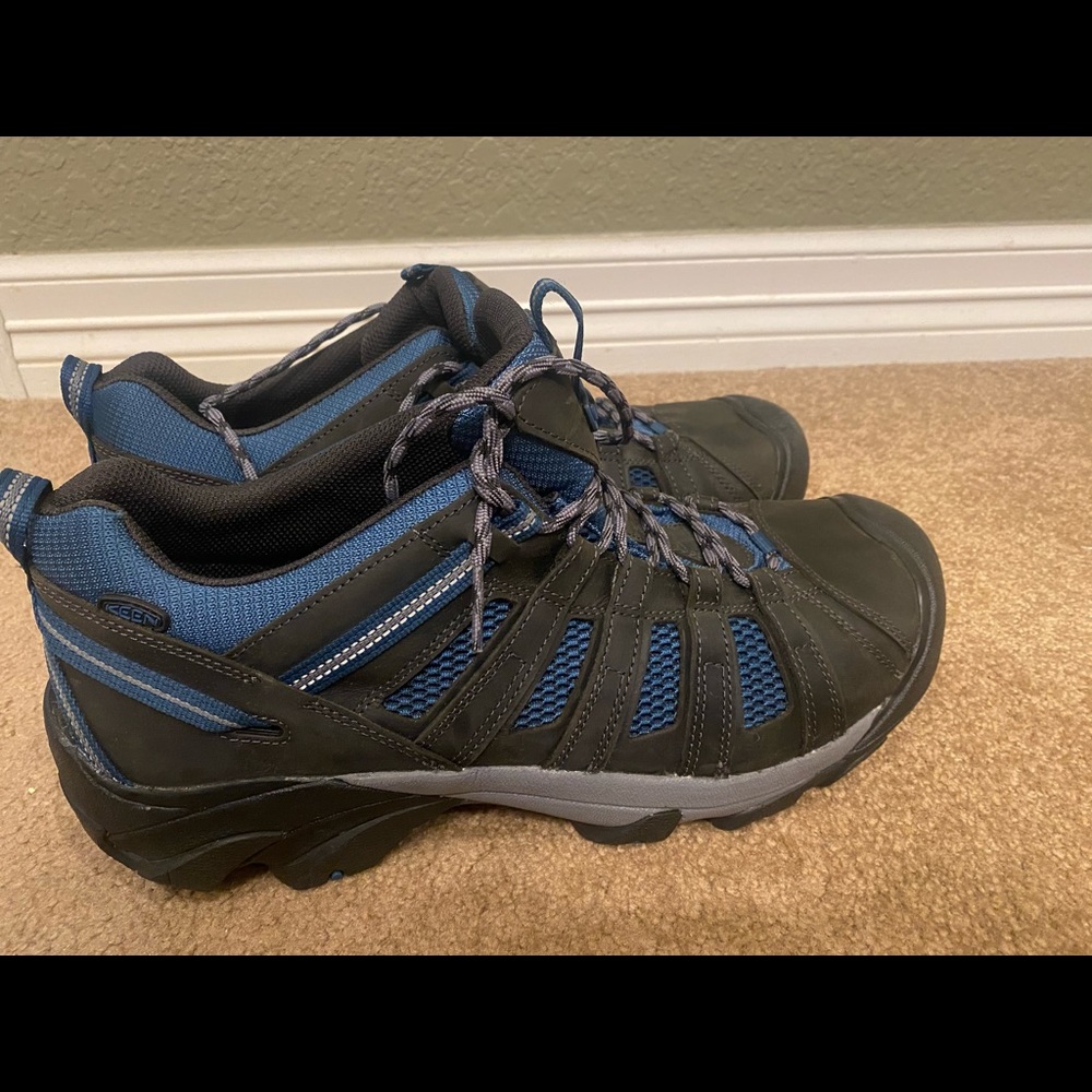 KEEN Voyageur Size 15 Alcatraz/ Legion Blue